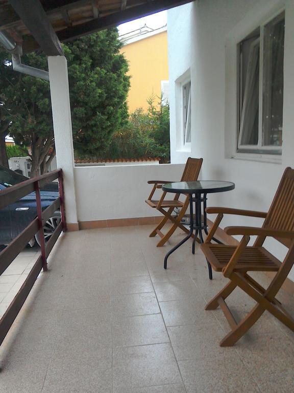 Apartments And Rooms Camelia Premantura Ngoại thất bức ảnh